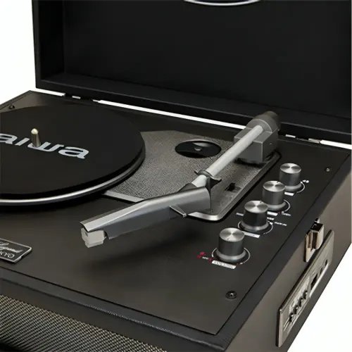 AIWA VINTAGE TURNTABLE IN LEATHER BRIEFCASE BLACK