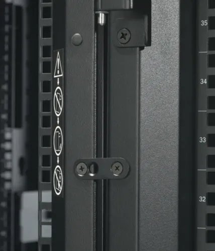 APCNetShelterSX42UAR3100600mmWidex1070mmDeepEnclosurewithSidesBlack