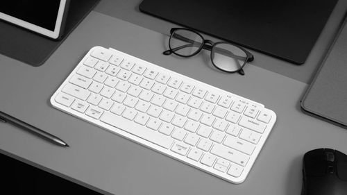 KeychronB1ProB1P-K8UltraslimMiniWirelessKeyboardZMKOnlinecustomize-IvoryWhite75US