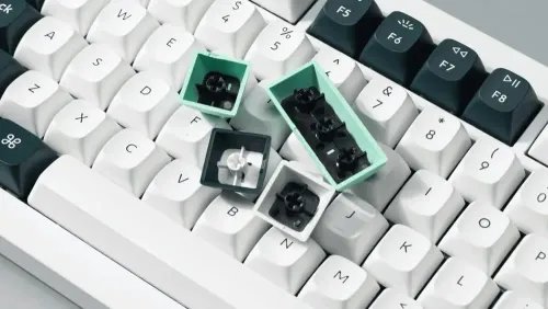 Keychron Q1 HE Q1H-P1 QMK White Wireless Custom Hall Effect Keyboard Purple Switch US Layout