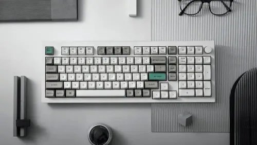 KeychronQ5MaxQ5M-P1QMKVIAWirelessCustomMechanicalWhiteKeyboard-RedSwitchUSLayout