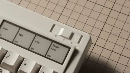KeychronR6R6-M4QMKWirelessMechanicalKeyboardBananaSwitchHot-SwapRGB100USRetro