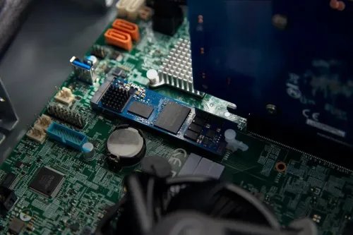 KingstonTechnology960GDC2000BPCIe4.0M.22280EnterpriseSSD