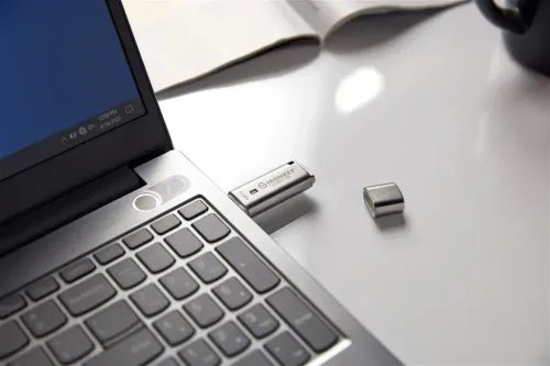 KingstonTechnologyIronKeyLocker50USBflashdrive128GBUSBType-A3.2Gen13.1Gen1Silver