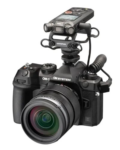 Olympus OM System OM-1 II body black w. CB-USB13 USB cable Shoulder strap BLX-1 Li-ion battery