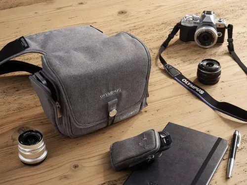 OlympusStreetomaticOlympusEditionSlingerBag