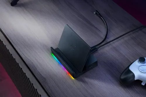 RazerHandheldDockChroma-SteamDeckSwitch2SmartphonesTablets-USBCUSBAHDMIGbE100W
